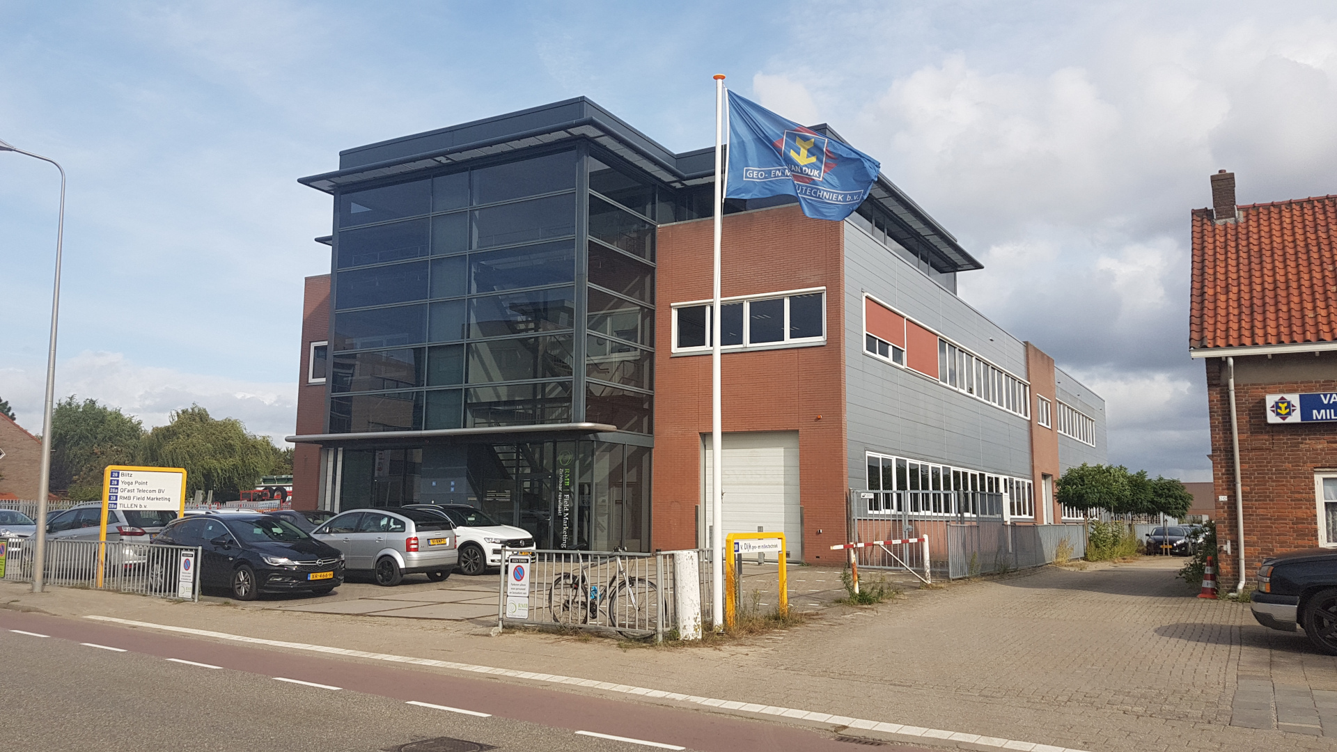 The front view of the Tillen office in de Meern